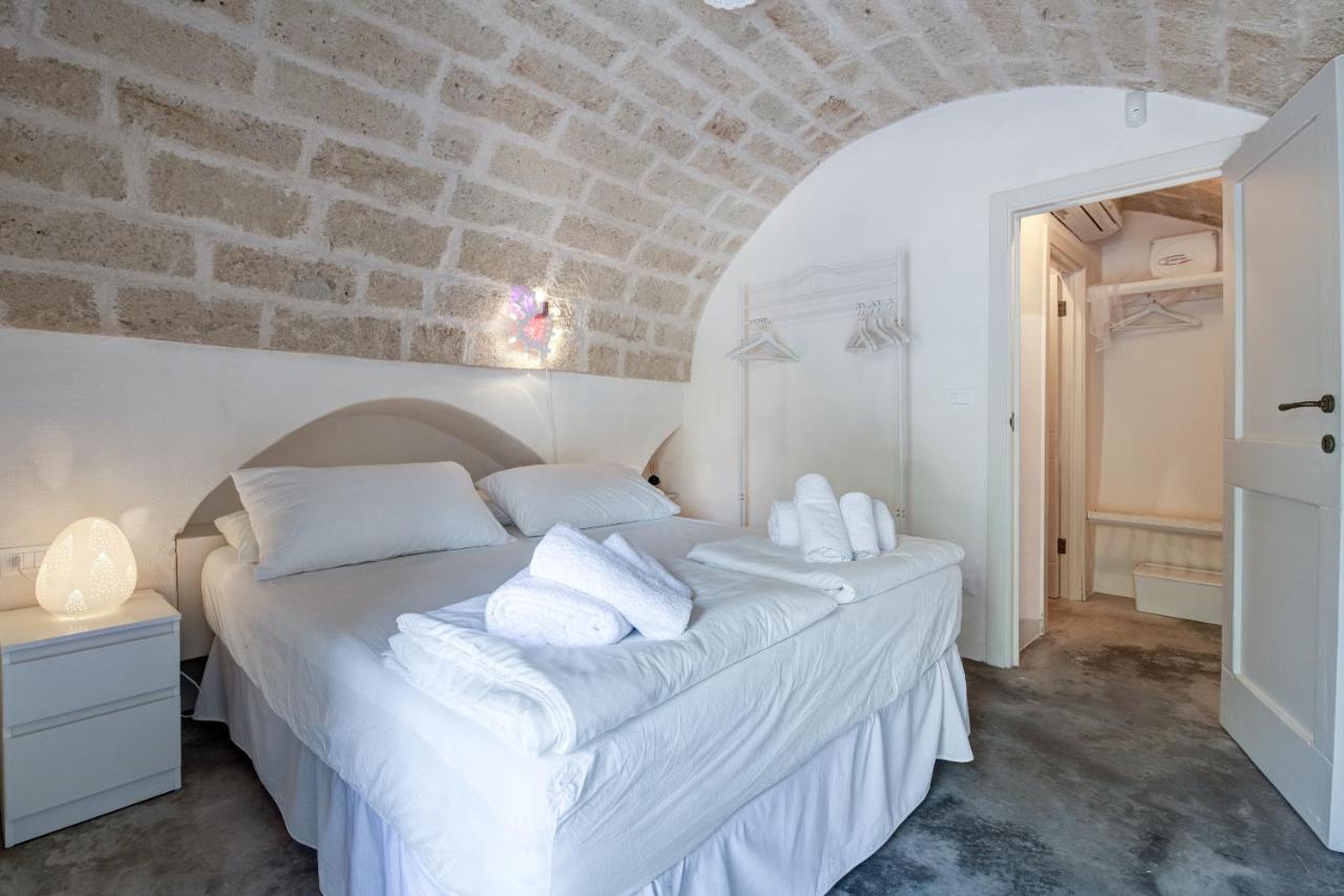 Trulli Moonlight Bed & Breakfast Ostuni Dış mekan fotoğraf