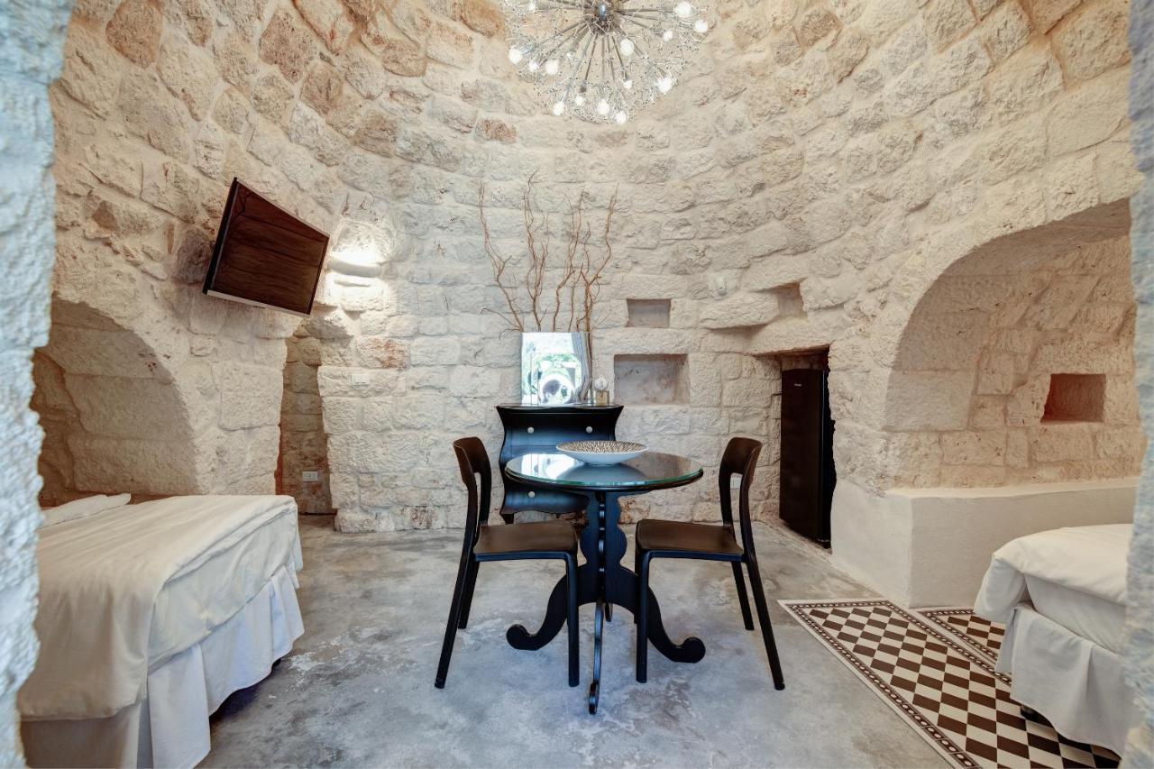 Trulli Moonlight Bed & Breakfast Ostuni Dış mekan fotoğraf